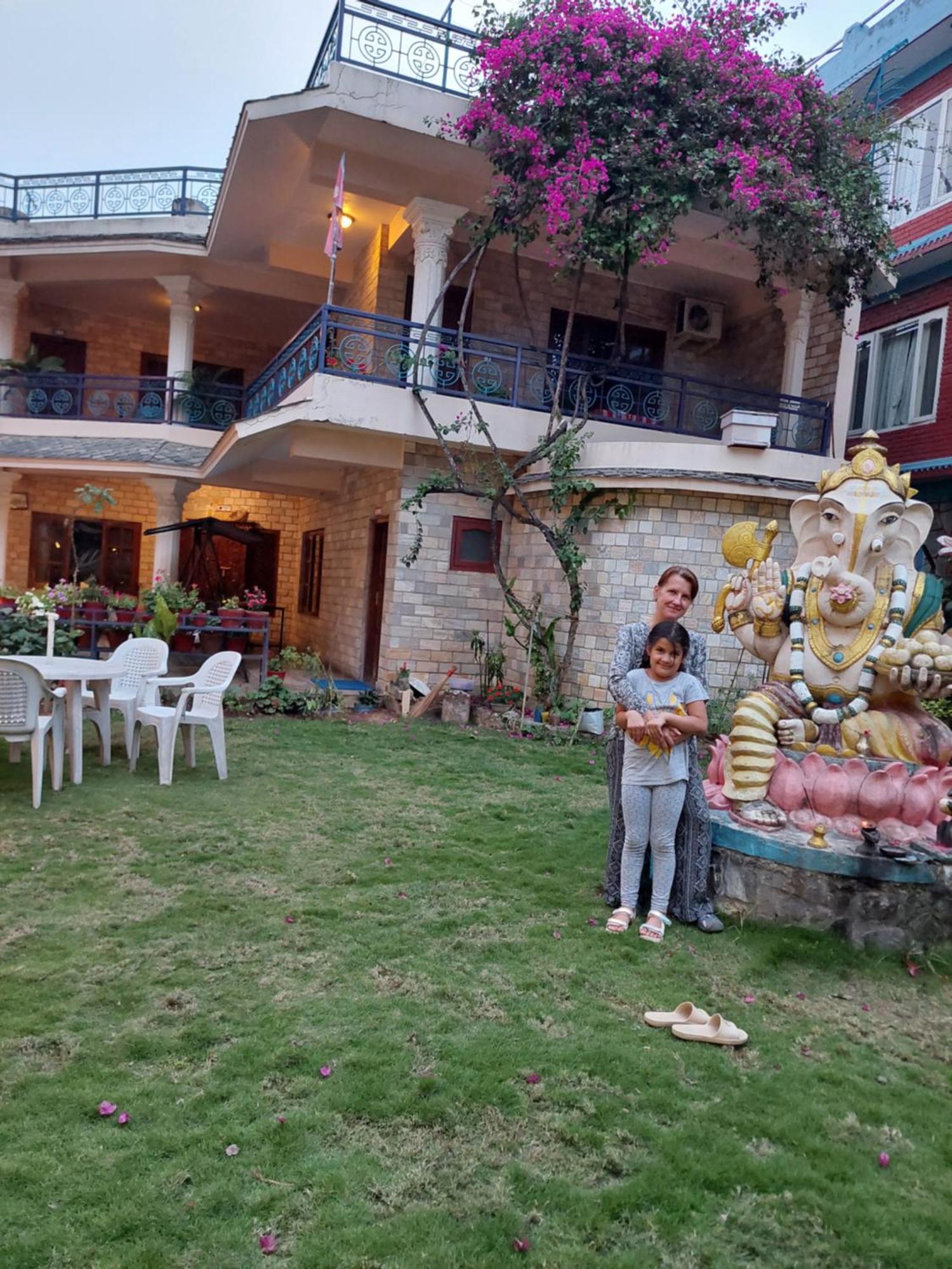 Blue Planet Lodge & Restaurant Pokhara Eksteriør bilde
