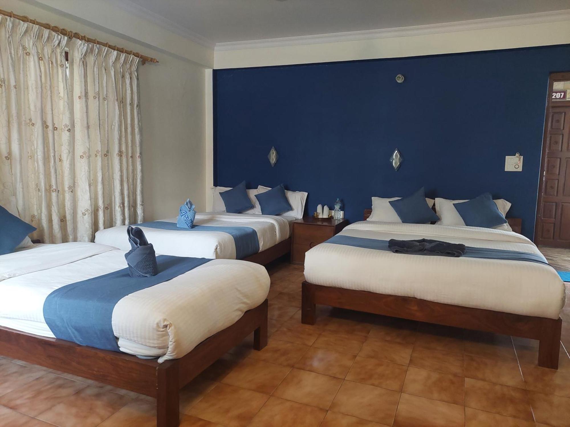 Blue Planet Lodge & Restaurant Pokhara Eksteriør bilde